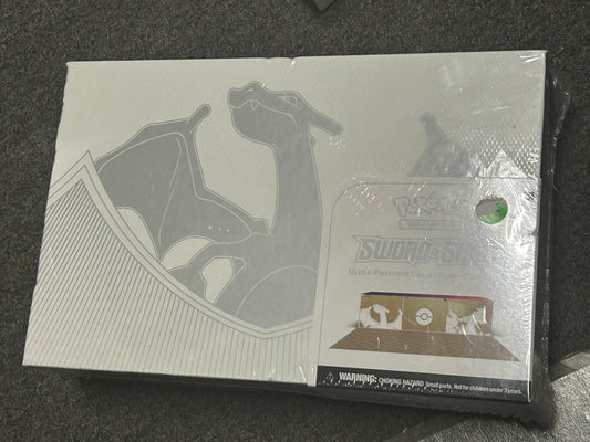 CHARIZARD ULTRA PREMIUM COLLECTION SEALED BOX